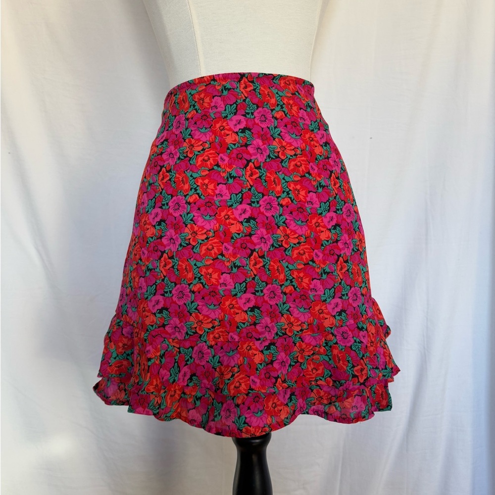 Francesca’s Women’s Floral Skirt